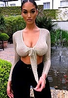 Carina Griff